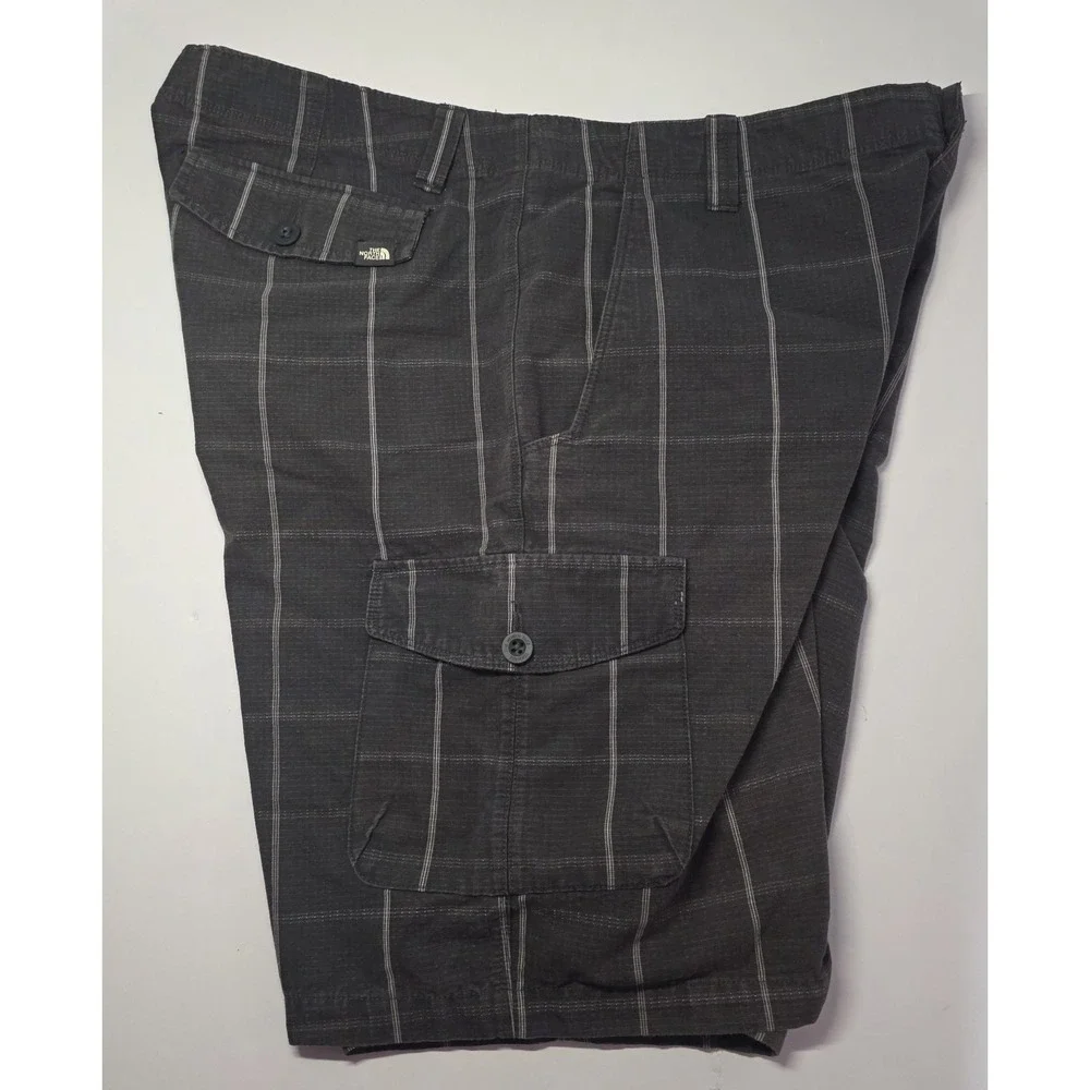 The‎ North Face Mens Size 38 Gray Plaid Cargo Shorts